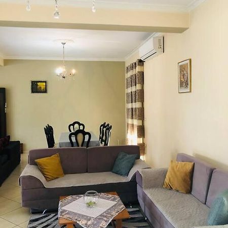 Villa Uklala Kamez المظهر الخارجي الصورة